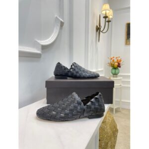 MOCASSIM BOTTEGA E VANETA SLIP-ON