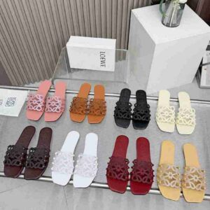 B8118180 Sola de borracha (sola de couro genuíno 3370220) Loewe Loewe chinelos casuais com strass 35-43 tamanho 1