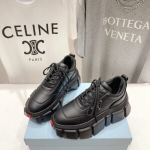 SNEAKER PRADA TRATORADO