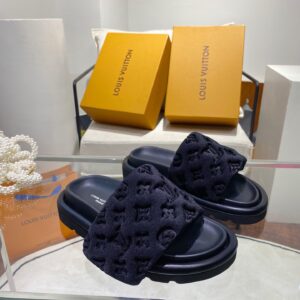 CHINELO LOUIS VUITTON SLIDE