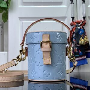 LOUIS VUITTON ASTOR MINI VERNIZ