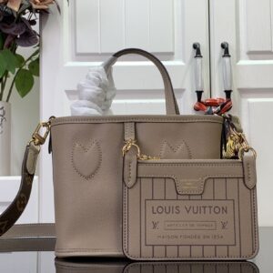 LOUIS VUITTON NEVERFULL BANDOULIERE BB