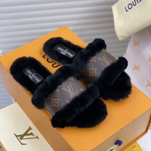 PANTUFAS LOUIS VUITTON